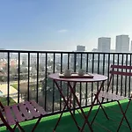 Central Paris Premium Flat Balcony & Lift For 5