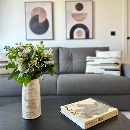 Premium Flat Balcony & Lift For 5 Appartamento Parigi